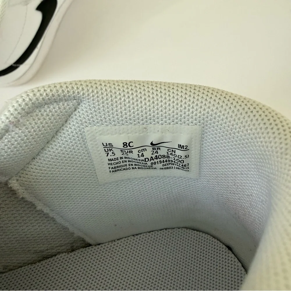 Nike Blazer Mid ’77 Toddler Sneakers White Black Size 8 Velcro - Picture 6 of 7